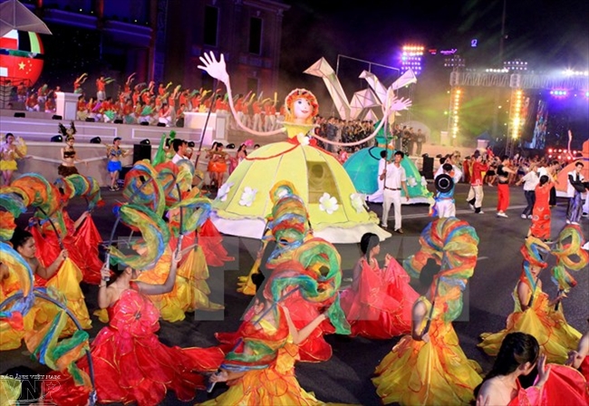 Морской фестиваль Нячанг-2015 произвел на туристов хорошее впечатление